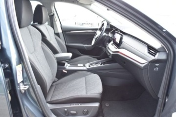 Skoda Octavia IV Kombi 2.0 TDI 150KM 2021 Skoda Octavia 2.0 TDI 150KM Style Kamera Czujniki Podgrz.fot Ambiente Navi, zdjęcie 36