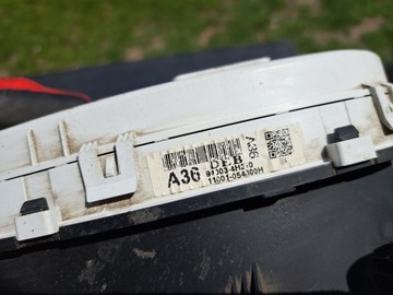 HYUNDAI H1 II 07-15 2.5 CRDI PŘÍSTROJOVÁ DESKA BUDÍKY 94003-4H210