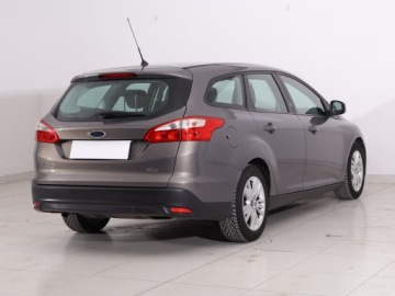 Ford Focus III Kombi 1.0 EcoBoost 125KM 2012 Ford Focus 1.0 EcoBoost, Klima,ALU, zdjęcie 4