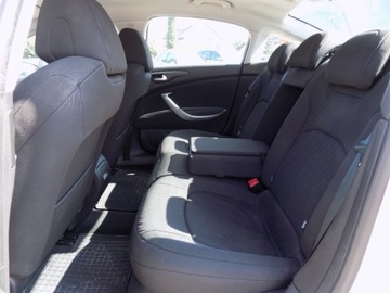 Citroen C5 III Sedan 2.0 HDi FAP 140KM 2010 Citroen C5 BIALOLEKA 2.0 Diesel HDi (140 KM), 2010 r. prod. KOMIS TYSIAK, zdjęcie 7