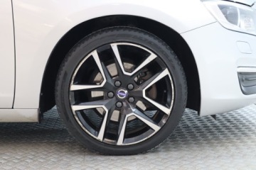 Volvo S60 II Sedan Facelifting 2.0 D3 DRIVE-E 150KM 2017 Volvo S60 D3, Salon Polska, Automat, VAT 23%, zdjęcie 14