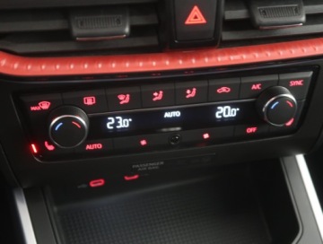 Seat Arona Crossover 1.0 EcoTSI 110KM 2021 Seat Arona 1.0 TSI, Salon Polska, 1. Właściciel, zdjęcie 11