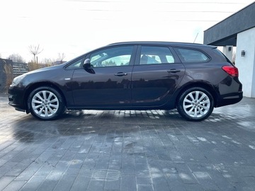 Opel Astra J Sports Tourer 1.4 Twinport ECOTEC 100KM 2012 astra j lift 1.4 101 km serwis po opłatach nowy rozrząd oleje filtry, zdjęcie 4