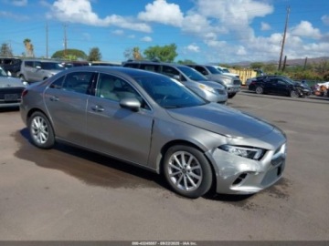 Mercedes Klasa A W177/V177 2020 Mercedes-Benz Klasa A 2020r., 2.0L 2.0 Benzyna 188KM, zdjęcie 1