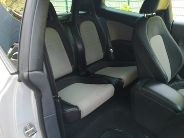 Volkswagen Scirocco III Coupe 1.4 TSI 160KM 2010 Volkswagen Scirocco 1.4 TSI 160KM Klimatronic, zdjęcie 18