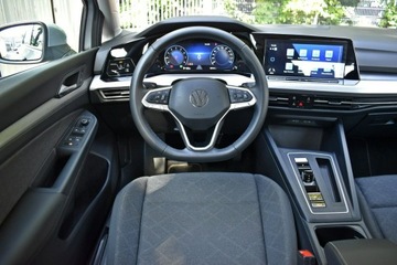 Volkswagen Golf VIII Variant 1.5 eTSI 130KM 2023 Volkswagen Golf Bezwypadkowy / Salon Polska /, zdjęcie 13