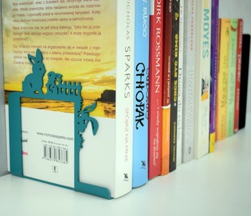 Пасхальная подставка для книг из металла, бирюзового цвета.