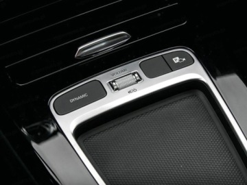 Mercedes CLA C118/X118 Coupe AMG Facelifting 2.0 35 306KM 2025 MERCEDES-BENZ CLA AMG 35 4-Matic Sedan 2.0 (306KM) 2025, zdjęcie 12