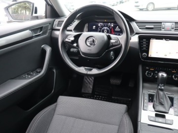 Skoda Superb III Kombi Plug-In Hybrid 1.4 TSI Plug-In-Hybrid 218KM 2020 Skoda Superb iV 1.4 TSI PHEV, Salon Polska, zdjęcie 6