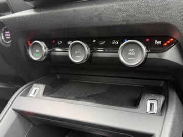 Citroen C4 IV 2026 Od ręki - Collection eDCT6 1.2 mHEV 145KM, zdjęcie 10