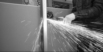 Пинцетная кольцевая пила SCAGON — приспособление для вырезания отверстий в профилях гипсокартона.