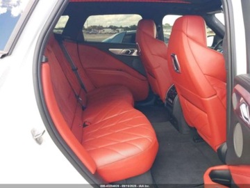 BMW XM 2023 BMW XM 2023 4.4l 4.4 Hybryda 483KM, zdjęcie 12