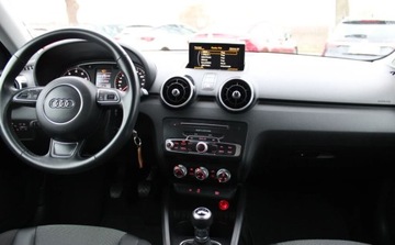 Audi A1 I Sportback 5d Facelifting 1.4 TFSI CoD 150KM 2017 Audi A1 Sportback 1.4B 150KM przeb.31tys zarejestrowany stan idealny 1.4, zdjęcie 6