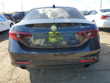 Alfa Romeo Giulia II Sedan Facelifting 2.0 Turbo 280KM 2023 Alfa Romeo Giulia Ti 2023 2.0l 2.0 Benzyna 280KM, zdjęcie 2