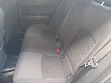 Toyota C-HR I Crossover 1.8 Hybrid 122KM 2019 Toyota C-HR 1.8 Hybrid Style Toyota C-HR 1.8 Hybri, zdjęcie 12