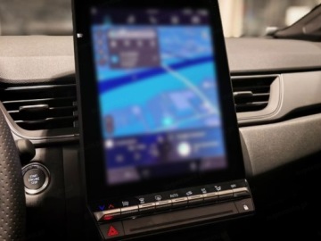 Renault Captur II 2025 Od ręki - Techno 1.3 TCe mHEV EDC 140KM / pakiet infotainment 10,4", zdjęcie 7