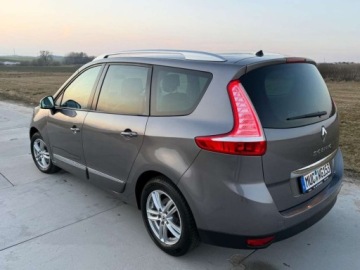 Renault Grand Scenic II Grand Scenic 2013 Energy dCi 130KM 2015 Renault Grand Scenic Rodzinny Grand Scenic 1.6D.130KMKamera Parktroniki Le, zdjęcie 14