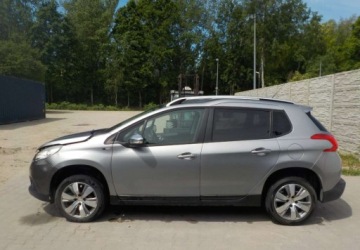 Peugeot 2008 I SUV Facelifting 1.2 PureTech 82KM 2016 Peugeot 2008 Okazja 1.2 Benzyna 82KM, zdjęcie 6