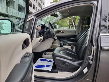Chrysler Pacifica II 2017 chrysler pacifica Touring L* V6 3.6l Pentastar 291KM * :158, 071km, zdjęcie 3