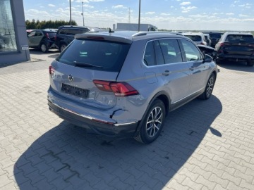 Volkswagen Tiguan II SUV Facelifting 2.0 TDI 150KM 2021 Volkswagen Tiguan Automat Klimatronik Parktronik