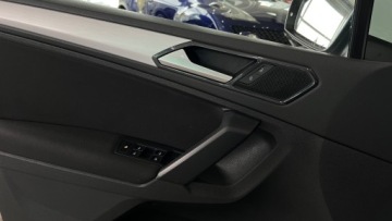 Volkswagen Tiguan II SUV 1.4 TSI 125KM 2018 Volkswagen Tiguan Bardzo ladny stan 1.4 Benzyna 125KM, zdjęcie 23