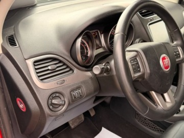 Fiat Freemont 2.0 Multijet II 16v 170KM 2015 Fiat Freemont Black code Swietny stan 4x4 Automat 2.0 Diesel 170KM, zdjęcie 18