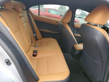 Lexus IS III 2025 Lexus IS 300 F Sport Design 2025 3.5 Benzyna 260KM, zdjęcie 10
