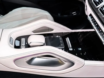 Mercedes GLS X167 SUV AMG Facelifting 4.0 63 612KM 2025 MERCEDES-BENZ GLS AMG 63 4MATIC+ Suv 4.0 (612KM) 2025, zdjęcie 8