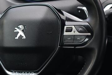 Peugeot 3008 II Crossover Facelifting  1.2 PureTech 130KM 2021 Peugeot 3008 1.2 PureTech, Salon Polska, zdjęcie 16