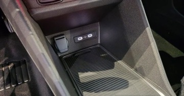 Renault 2025 Renault 4 evolution 120 KM urban range od reki Elektryczny 120KM, zdjęcie 21