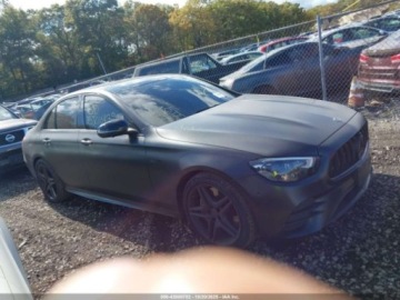 Mercedes Klasa E W213 2021 Mercedes-Benz Klasa E Amg 53 4Matic 2021 3.0 Benzyna 429KM, zdjęcie 6