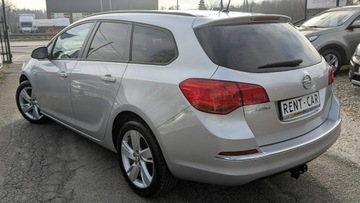 Opel Astra J Sports Tourer Facelifting 1.6 Twinport ECOTEC 115KM 2013 Opel Astra 1.6i 115PS OPŁACONY Bezwypadkowy, zdjęcie 7