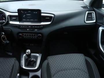 Kia Ceed II Kombi Facelifting 1.4 DOHC 100KM 2018 Kia Ceed 1.4 MPI, Salon Polska, Serwis ASO, Klima, zdjęcie 7