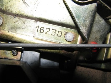 CITROEN BERLINGO PARTNER I FACELIFT MECHANIZMUS ZÁMKU DVEŘE LEVÝCH POSUVNÝCH