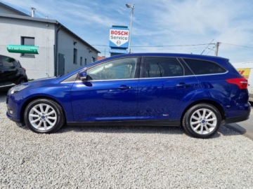 Ford Focus III Kombi Facelifting 1.5 EcoBoost 150KM 2017 Ford Focus 1.5 EcoBoost 150Ps Navi Alu Ledy Sliczny Gwarancja 1.5 Benzyna, zdjęcie 6