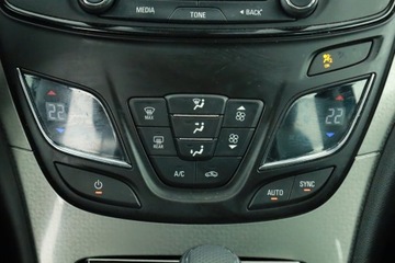 Opel Insignia I Sports Tourer Facelifting 1.6 DTH ecoFLEX 136KM 2016 Opel Insignia 1.6 CDTI, Salon Polska, Automat, zdjęcie 8