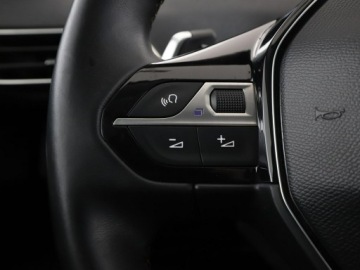 Peugeot 3008 II Crossover 1.6 BlueHDi 120KM 2017 Peugeot 3008 automat virtual cocpit navi czujniki, zdjęcie 32