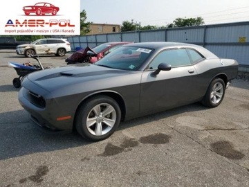 Dodge Challenger III 2023 Dodge Challenger Challenger sxt 3.6 Benzyna 303KM