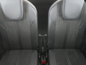 Peugeot 5008 II Crossover Facelifting 1.5 BlueHDi 130KM 2023 Peugeot 5008 1.5 BlueHDi, Salon Polska, zdjęcie 15