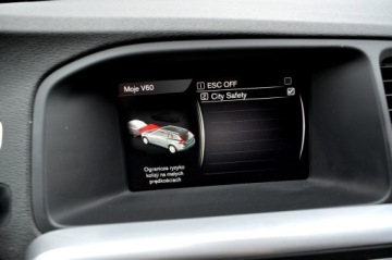 Volvo V60 I Kombi Facelifting 2.0 D2 DRIVE-E 120KM 2017 Volvo V60 LiFT Biała Perła 2,0 Diesel Ledy Navi, zdjęcie 26