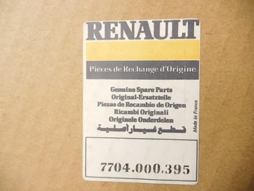 Боковое стекло Renault Trafic 7704000395