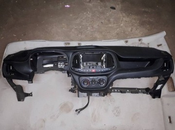 DESKA ROZDĚLOVAČE SADA FIAT DOBLO II 2017