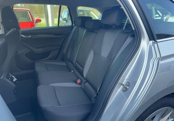 Skoda Octavia IV Liftback 1.5 TSI EVO 150KM 2024 Skoda Octavia 1.5 TSI mHev 150 KM 7 DSG Selection 1.5 Benzyna 150KM, zdjęcie 29