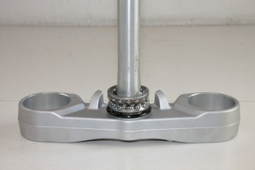 TRIUMPH TIGER 1200 RALLY PRO 22- PÓŁKA DOLNA SZTYCA ZAWIESZENIE