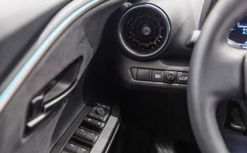 Toyota C-HR II 2023 Toyota C-HR 2.0 Hybrid Dynamic Force Executive Premiere Edition AWD 2.0, zdjęcie 27