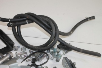 YAMAHA XJ6 09-14 КОМПЛЕКТ БОЛТОВ С ВИНТАМИ