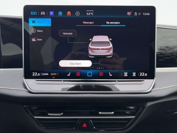 Volkswagen Passat B8 Variant Facelifting 2.0 TDI SCR 150KM 2024 Volkswagen Passat 2.0TDI 150KM Elegance DSG SerwisASO Acc Matrix Hak Navi, zdjęcie 34