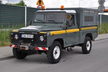 Land Rover Defender III 90 Hard Top 2.4 TD4 122KM 2011