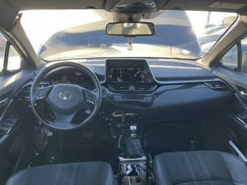 Toyota C-HR I Crossover Facelifting 1.8 Hybrid 122KM 2022 Toyota C-HR Automat Hybrid Kamera Podgrzewanie, zdjęcie 7