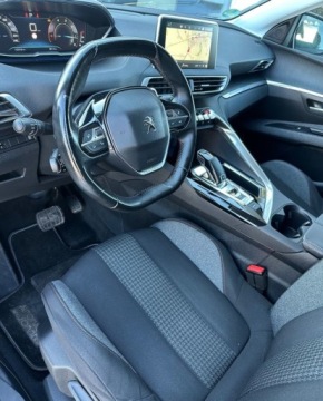 Peugeot 5008 II Crossover 1.6 BlueHDI 120KM 2018 Peugeot 5008 Niemcy,Automat,7 osob,Navi 1.6 Diesel 120KM, zdjęcie 5